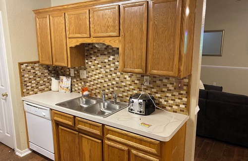 Killeen House | Nice 4 Bed, 2 Bath, 2 Car Garage Home With Spacious Backyard. Quiet Neighborhood