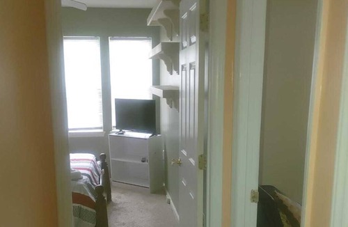 Sheffield Park House | NiceTownhouse close to Uptown Charlotte