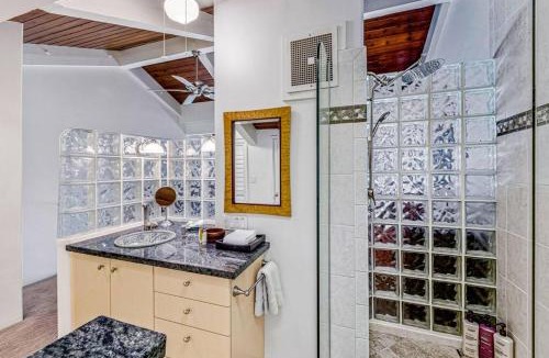Honokowai Apartment | Noniluna 1 & 2 Rent Together - Sleeps 20