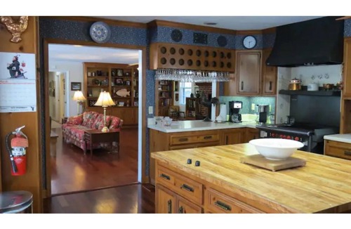 Lincolnton House | Norman and Flo's Lake House on Clarks Hill Lake