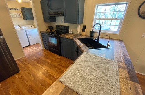 Old Town Cabin | North Florida Cabin near Springs/Trails/Campground/Fire Pit
