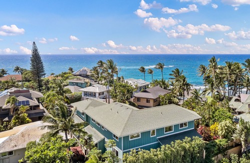 Kuau House | North Shore in a quaint neighborhood so close to the beach.