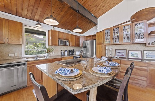 Ka'a'awa House | North Shore little Paradise w/AC, Mountain & Ocean Views: Pali Kai