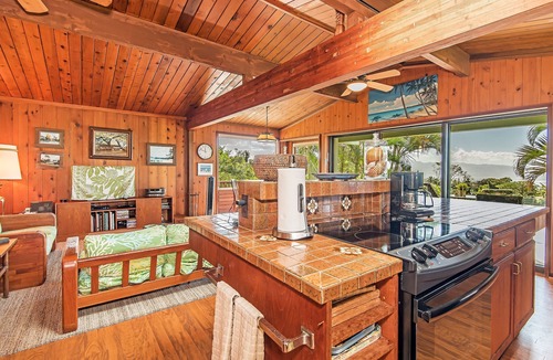 Pupukea House | North Shore Rural Serene Home with Ocean-MT Views