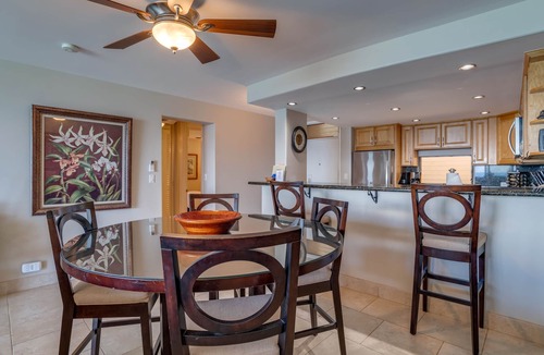 Honokowai Condo | NOTHING BUT OCEAN VIEWS! Remodeled, AC, direct ocean front, large 2bd/2bth