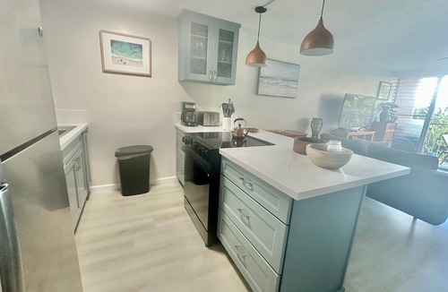 Mokuleia Condo | Oahu North Shore Cozy Condo Steps From The Beach