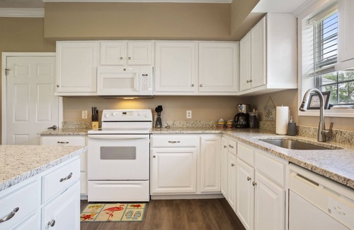 Long Beach House | Oak Gardens home with Stunning Gulf Views