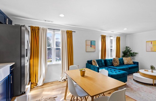 Greenville House | Oasis 1BR w/Pool Firepit Fenced YRD & Full Kitchen