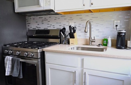 Downtown Baltimore Apartment | Oasis 3 · Vibrant Living in Large 2BR Apartment