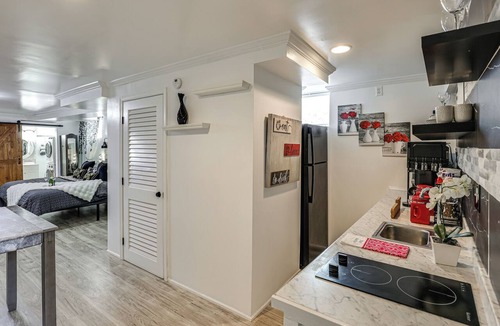 Westfield Apartment | Oasis Hideaway Apt w/Rainforest Shower!