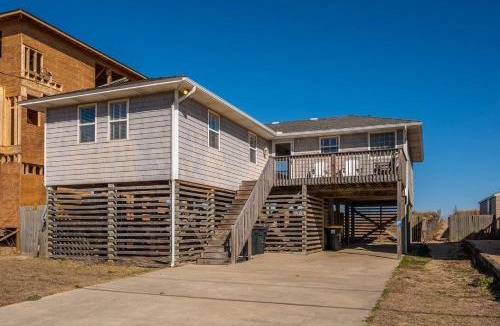 Kill Devil Hills House | OBX 4BR Oceanfront Cottage
