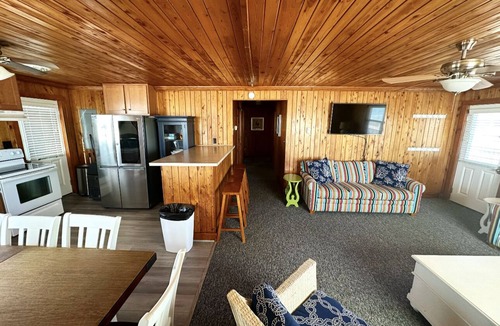 Nags Head Cottage | OBX Direct Oceanfront/Poolside Cottage 7