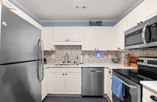 Vaught Apartment | Ocean Escape at Savannah Shores 1mile to the beach