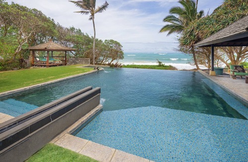 Kahuku Villa | Ocean front Bali Villa w/infinity pool to die for! 30 Day Rental - Pls Inquire