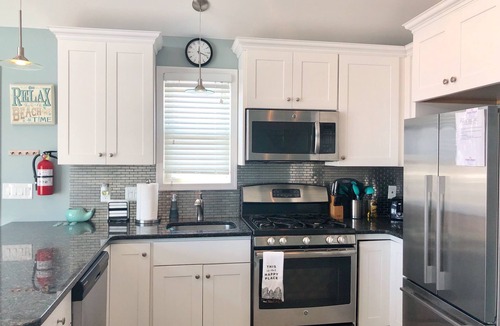 Ocean Beach III House | Ocean Front Beach House - Steps to Beach - Hot Tub, Deck, 3BR, 2Bath, AC, Grill