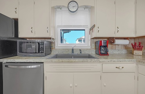Holden Beach House | Ocean Front Family Beach House on West End Holden Beach 4BR/3BA