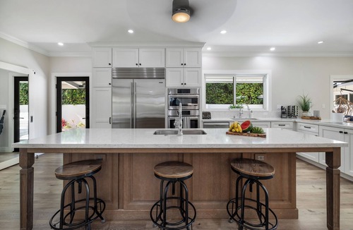 Kailua House | Ocean Front - Kailua Bay! Best Location!