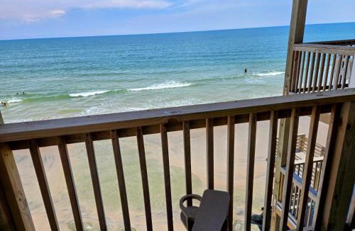 Sneads Ferry House | Ocean Front Paradise 364