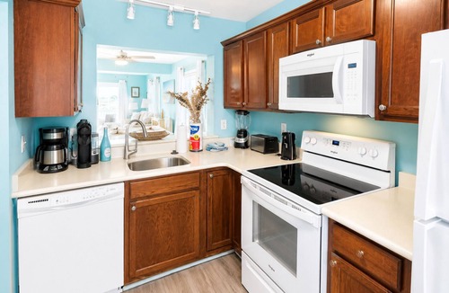 Oceanmarsh Subdivision Condo | Ocean Front & Pool View. Hunting Island Pass Included