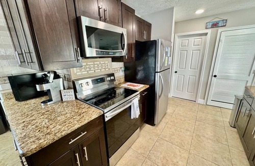 Surfside Beach House | Ocean lakes-Free golf cart-Ocean View