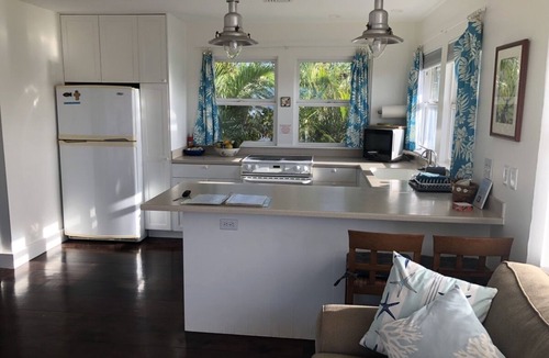 Kuau Cottage | Ocean View 1 BR Cottage on Oceanfront Property. Permitted