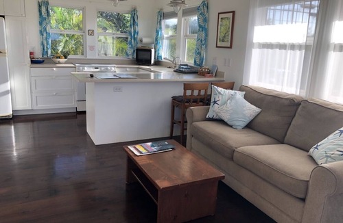 Kuau Cottage | Ocean View 1 BR Cottage on Oceanfront Property. Permitted