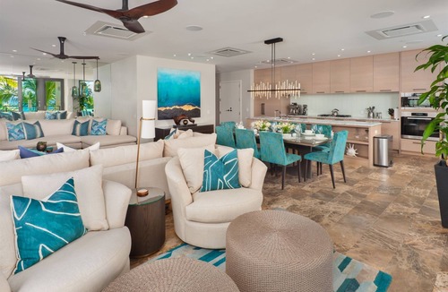 Wailea Villa | OCEAN VIEW ANDAZ PENTHOUSE LUXURY Just Steps to the Beach + Private Lanai Spa