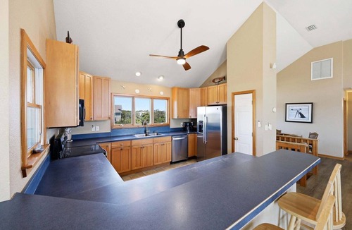 Rodanthe House | Ocean-view home with pool, hot tub, grill, decks & pool table