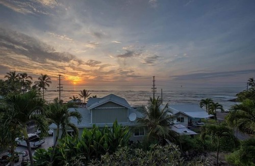 Kahaluu Bay Condo | 🏖️Ocean View | WIFI | Steps to Snorkeling Beach