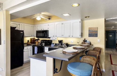 Kailua-Kona Condo | 🏖️Ocean Views | AC | In Unit Washer/Dryer