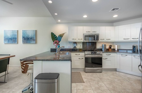 Kona Palisades Condo | Ocean Views in Na Hale O Keauhou