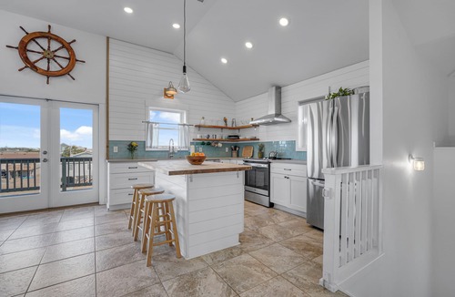 Colington House | Ocean Views, New Custom Home, Direct Beach Access, CLEAN, Near Pier, + EZ Cart