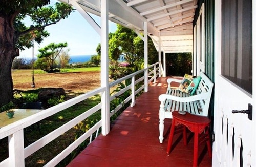Hawi House | Ocean Views, Private Hot Tub, Swimming Pool Access, Historic Cottage