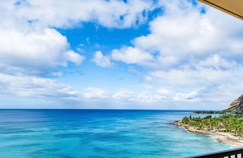 Makaha Condo | Oceanfront 1-BR Condo in Waianae w/Sunset Views
