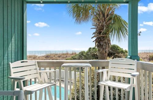 Windy Hill Apartment | Oceanfront 2 BR Villa-Pool-Corner Balcony-King Bd