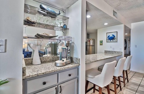 Crescent Beach Condo | Oceanfront 3Br/2Ba Condo/Dog-Friendly/Pool