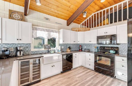 South Bethany House | Oceanfront 5-Bedroom Home in South Bethany - Dog-Friendly