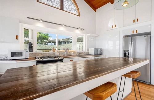 Pupukea House | OceanFront Bliss! Direct beach access to Pipeline/Eukai BeachPark