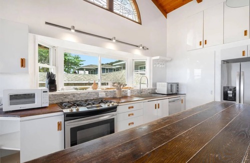 Pupukea House | OceanFront Bliss! Direct beach access to Pipeline/Eukai BeachPark
