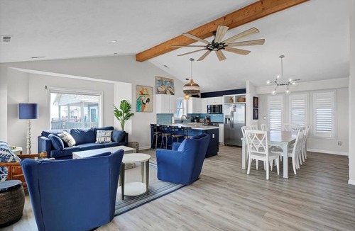 Surf City Cottage | Oceanfront Bliss - Spacious Beach Cottage for up to 11 Guests