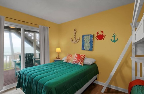 Surf City Cottage | Oceanfront Bliss - Spacious Beach Cottage for up to 11 Guests