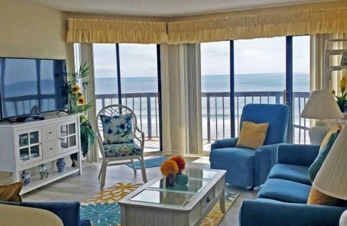 Crescent Beach Condo | Oceanfront Corner Two Bedroom Condo - Crescent Towers II 405