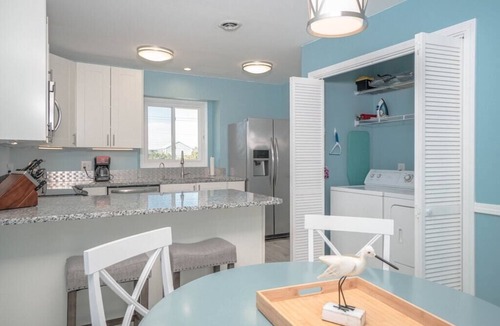 Emerald Isle House | Oceanfront cottage; clean, modern, and close! Play, rest, restore.