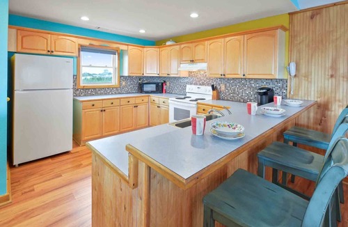 Salvo House | Oceanfront Dog Friendly Home with Private Pool, Hot Tub, and Game Room