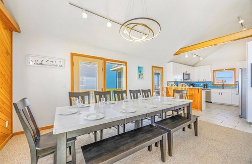 Wimble Shores House | Oceanfront Dog Friendly w/Saltwater Pool, Hot Tub, Sauna, Private Beach Access
