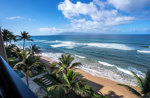 Honokowai Condo | Oceanfront Kaanapali Studio Vistas