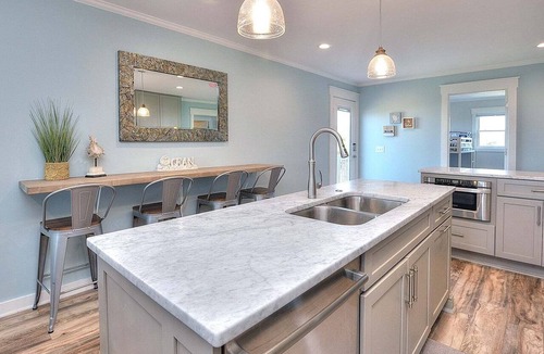 Yaupon Beach Hotel | Oceanfront Knotty Pelican in Oak Island: 5 beds, sleeps 12, pet-friendly retreat!