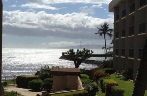 Maalaea Condo | Oceanfront, Luxurious Bed & Bedding, Air Conditioned, fast WiFi!