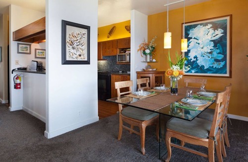 Keauhou Condo | Oceanfront Luxurious Kona Condo at Kanaloa with 2 king beds