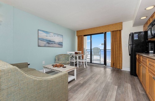 Windy Hill Apartment | Oceanfront, Pools, Lazy River @ Beach Cove Resort